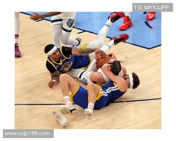 2016年NBA总决赛雄鹿与勇士的激烈对决回顾与分析