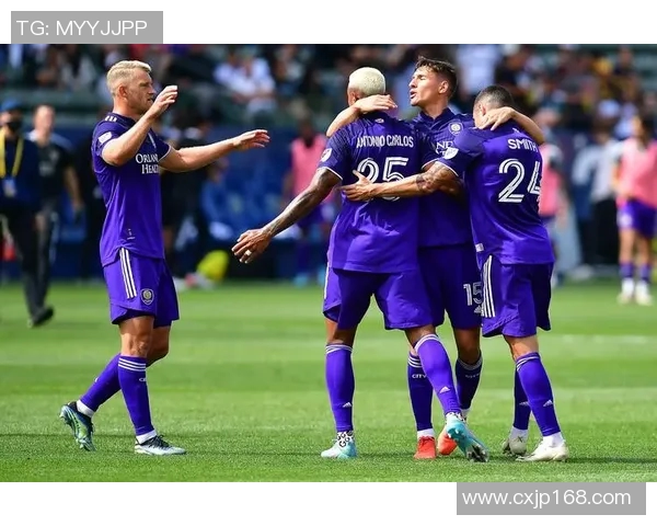 洛城银河对阵西雅图精彩在线直播全程回顾与赛后分析 洛城银河对阵西雅图精彩在线直播全程回顾与赛后分析