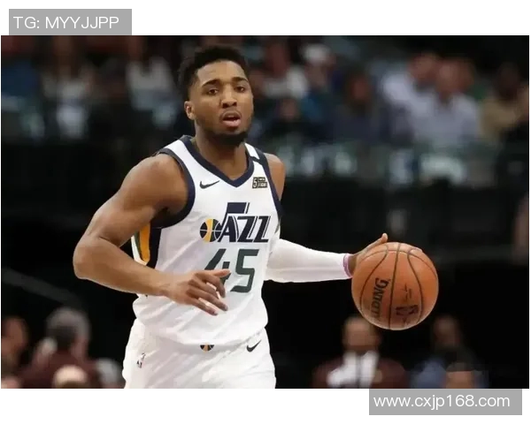 多诺万米切尔带领球队勇闯季后赛展现超凡实力与领袖风范