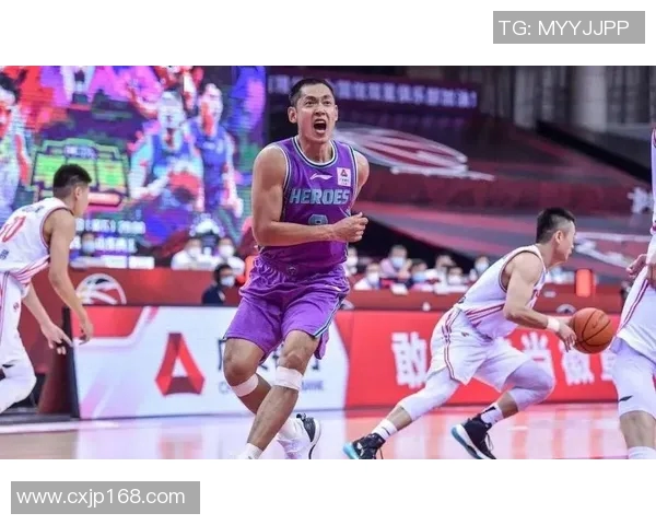 张庆鹏：从篮球场上的拼搏者到人生舞台的成功转型之路