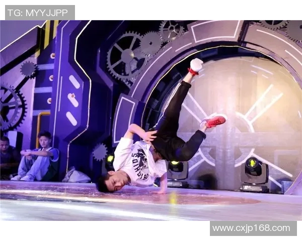 武汉攀岩队在世界街舞大赛中以68分稳居积分榜首位