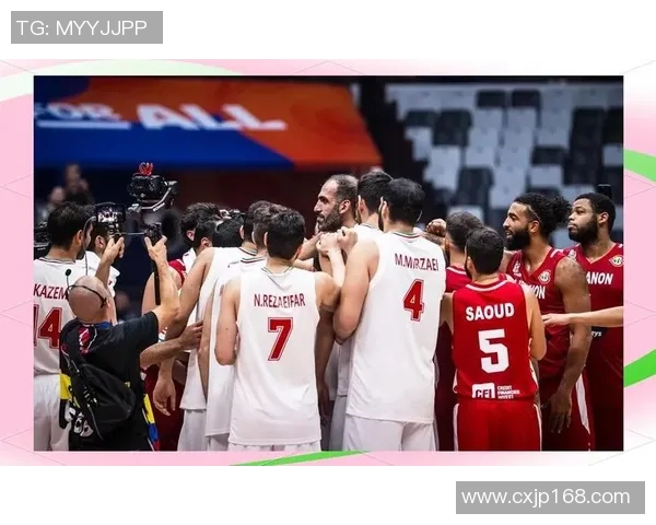 篮球明星小马的传奇之路与奋斗精神激励年轻一代追梦者