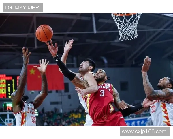 南京羽毛球队以95分稳居大师赛积分榜首位展现强劲实力